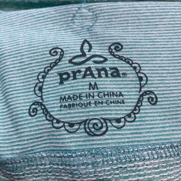 PrAna Blue Stretch Roll Tab Long Sleeve Striped Button Up Two Tone Geometric Top - Picture 8 of 9